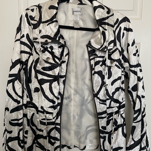 Chico’s sport jacket, size 1, pristine condition - Picture 2 of 7